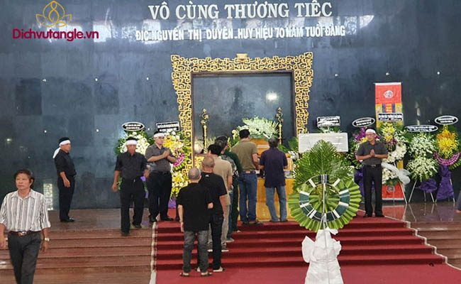 le-tang-tai-nha-tang-le-benh-vien-175