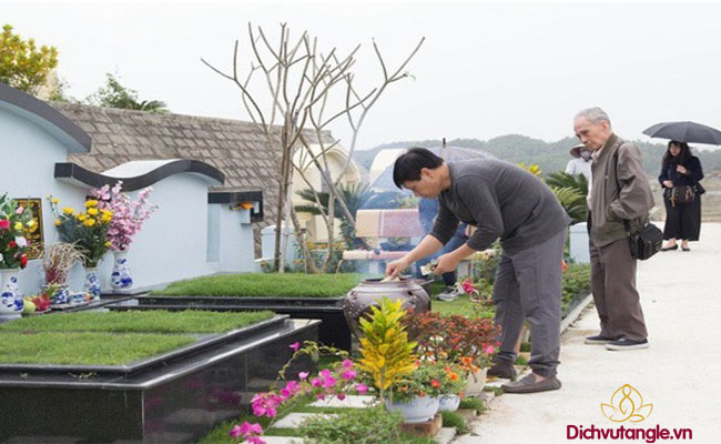 Giải đáp tâm linh 2021: Xây mộ xong cúng như thế nào? 2 Giải đáp xây mộ xong cúng như thế nào