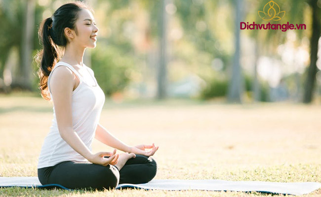 Tư thế Ngồi thiền và lợi ích cho cơ thể 2021? 2 Tác dụng của việc ngồi thiền