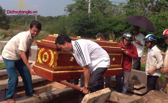 Hung táng và cát táng có nghĩa là gì 2021? 1 Hung táng và cát táng là truyền thống lâu đời